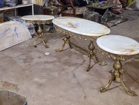 خرید مستقیم میز عسلی برنزی